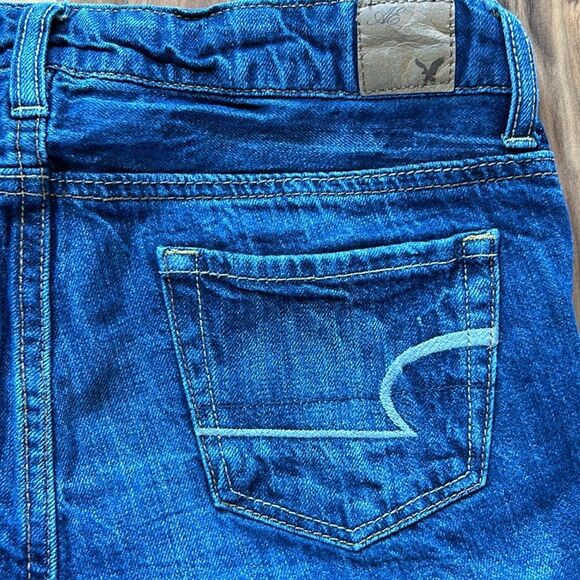 American Eagle Outfitters Blue Jean Shorts Distressed - Picture 5 of 7